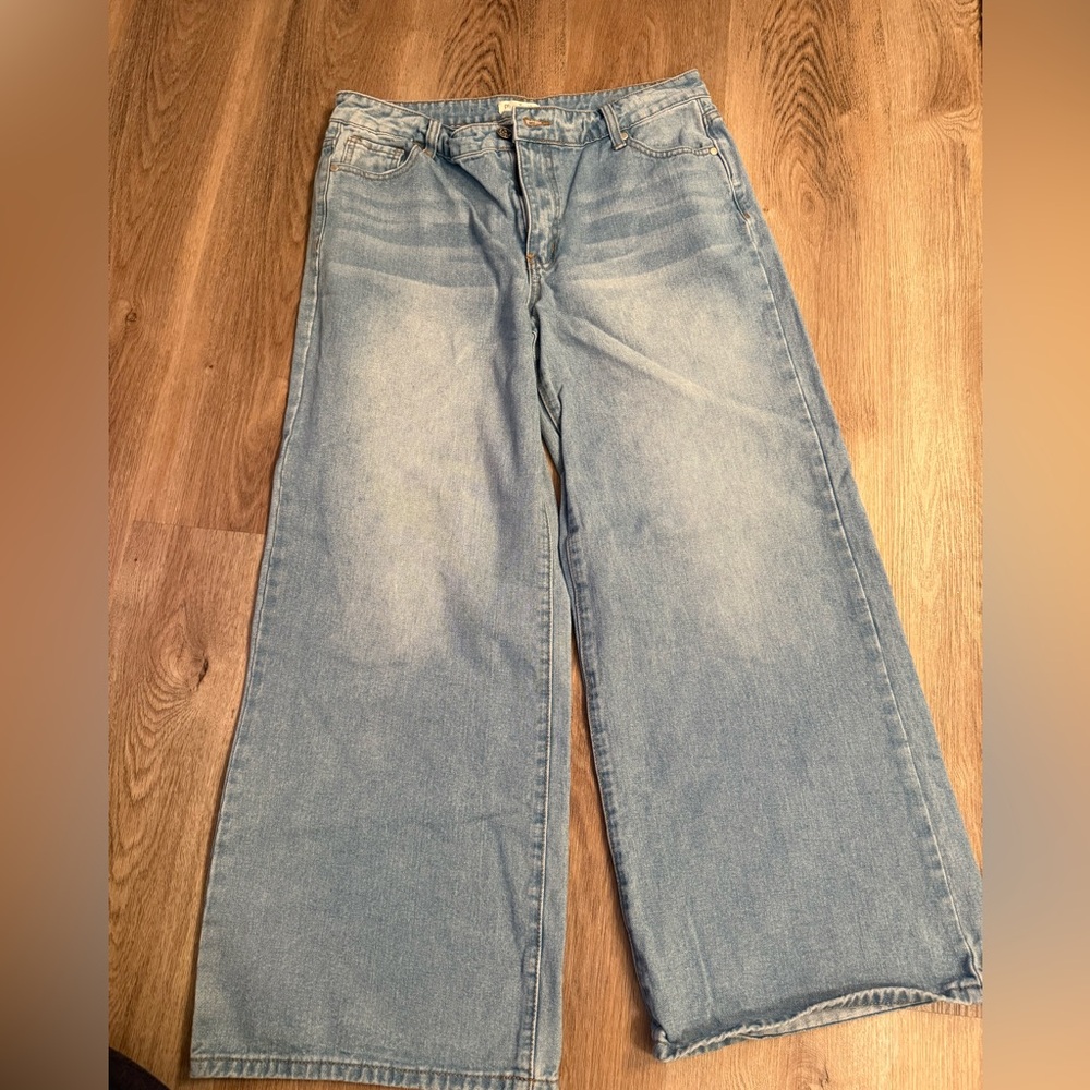 Blue Turtle Wide Leg Jeans Sz 11